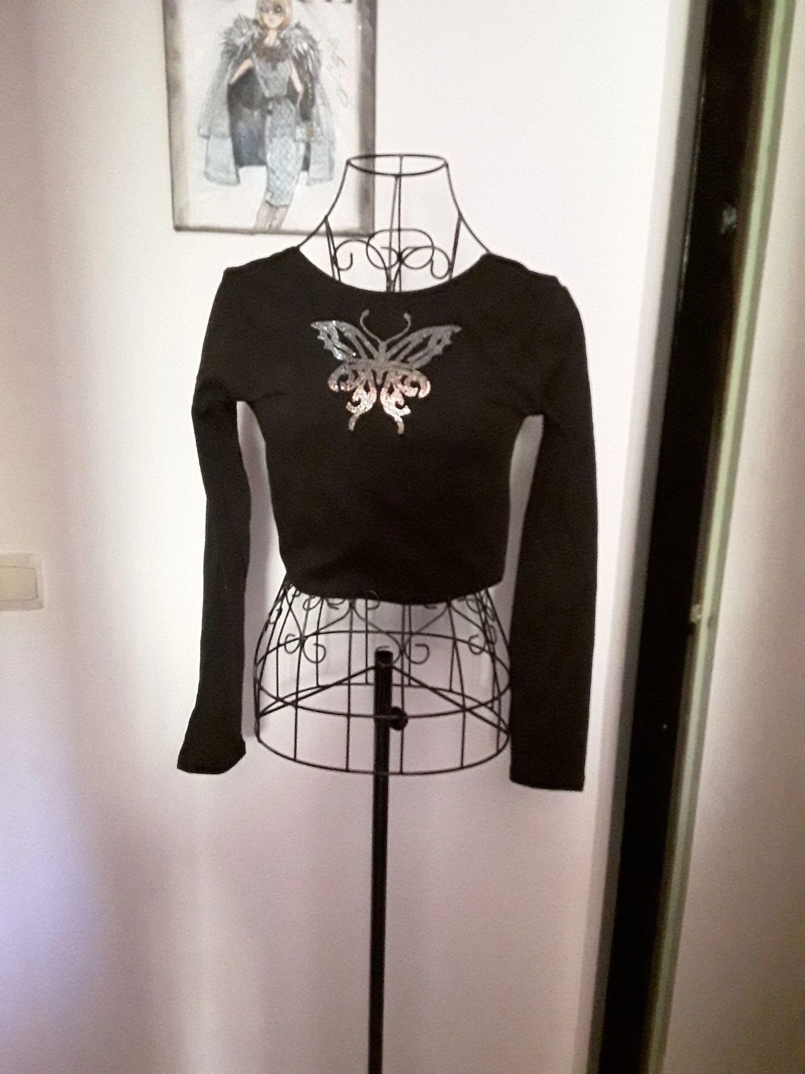 Croc top décolleté au dos, manches longues 